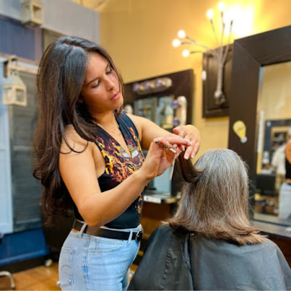 Meet your Posher, Jamie